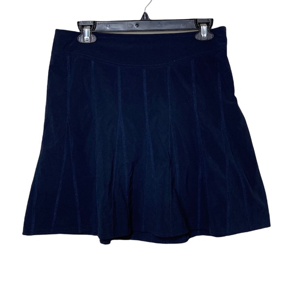 Athleta Dresses & Skirts - Athleta Navy Pleated Skirt Size 6